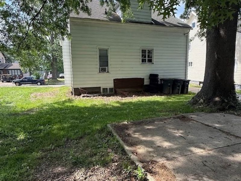 873 Polk Avenue , Akron, OH 44314 Photo 4