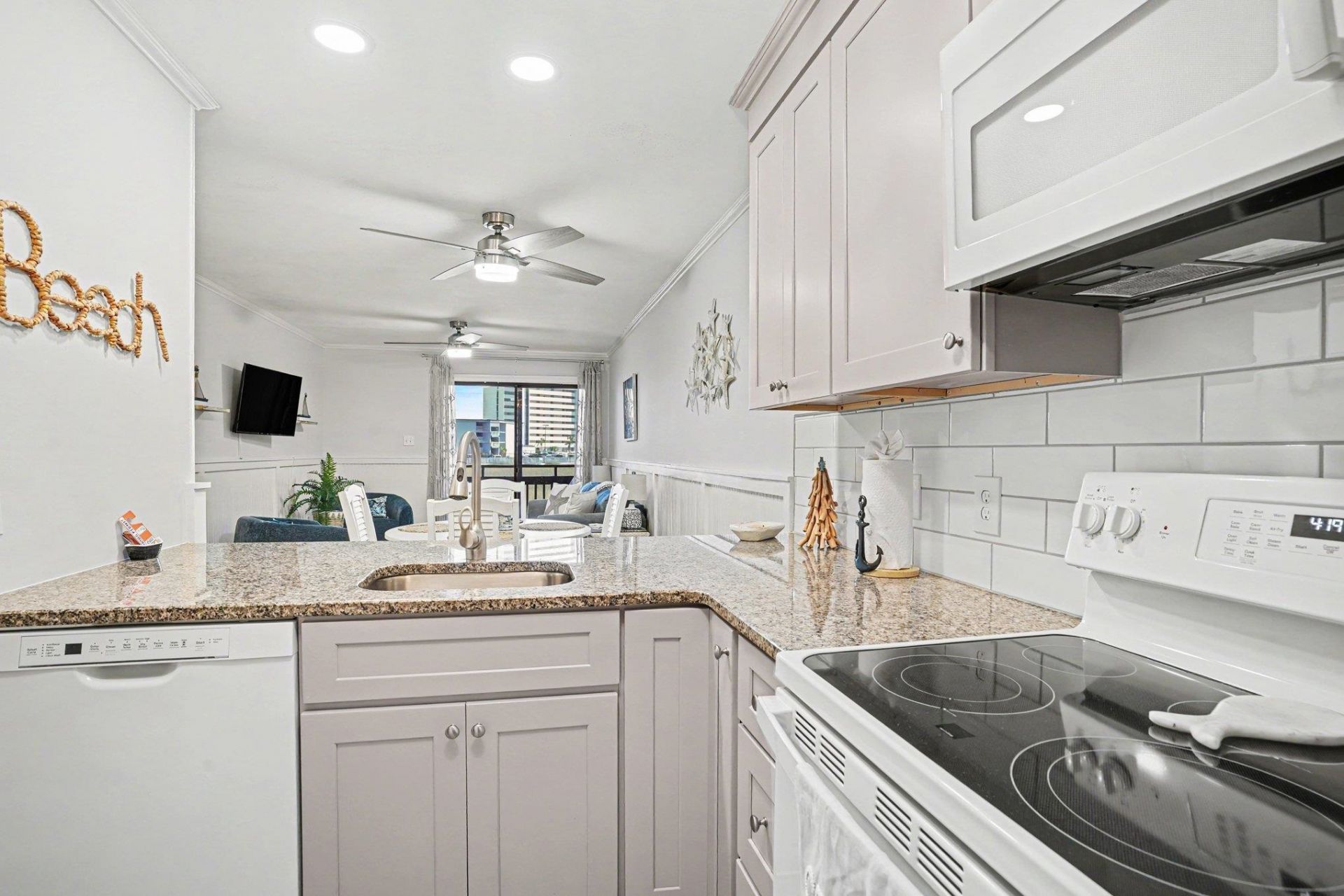 9501 Shore Dr. Photo 13