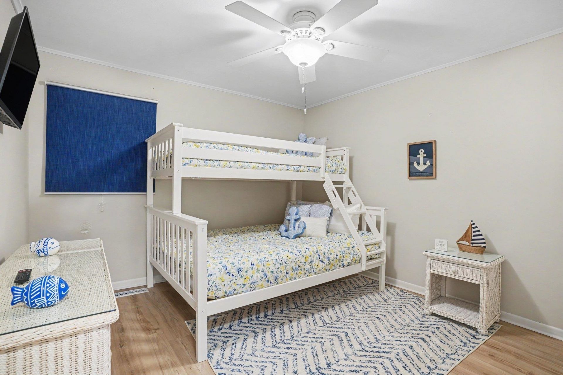 9501 Shore Dr. Photo 22