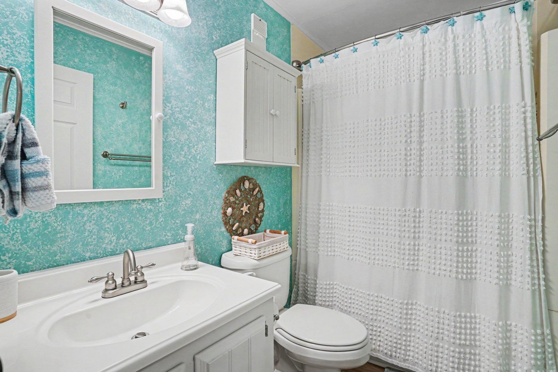 9501 Shore Dr. Photo 23