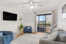 9501 Shore Dr. photo 4