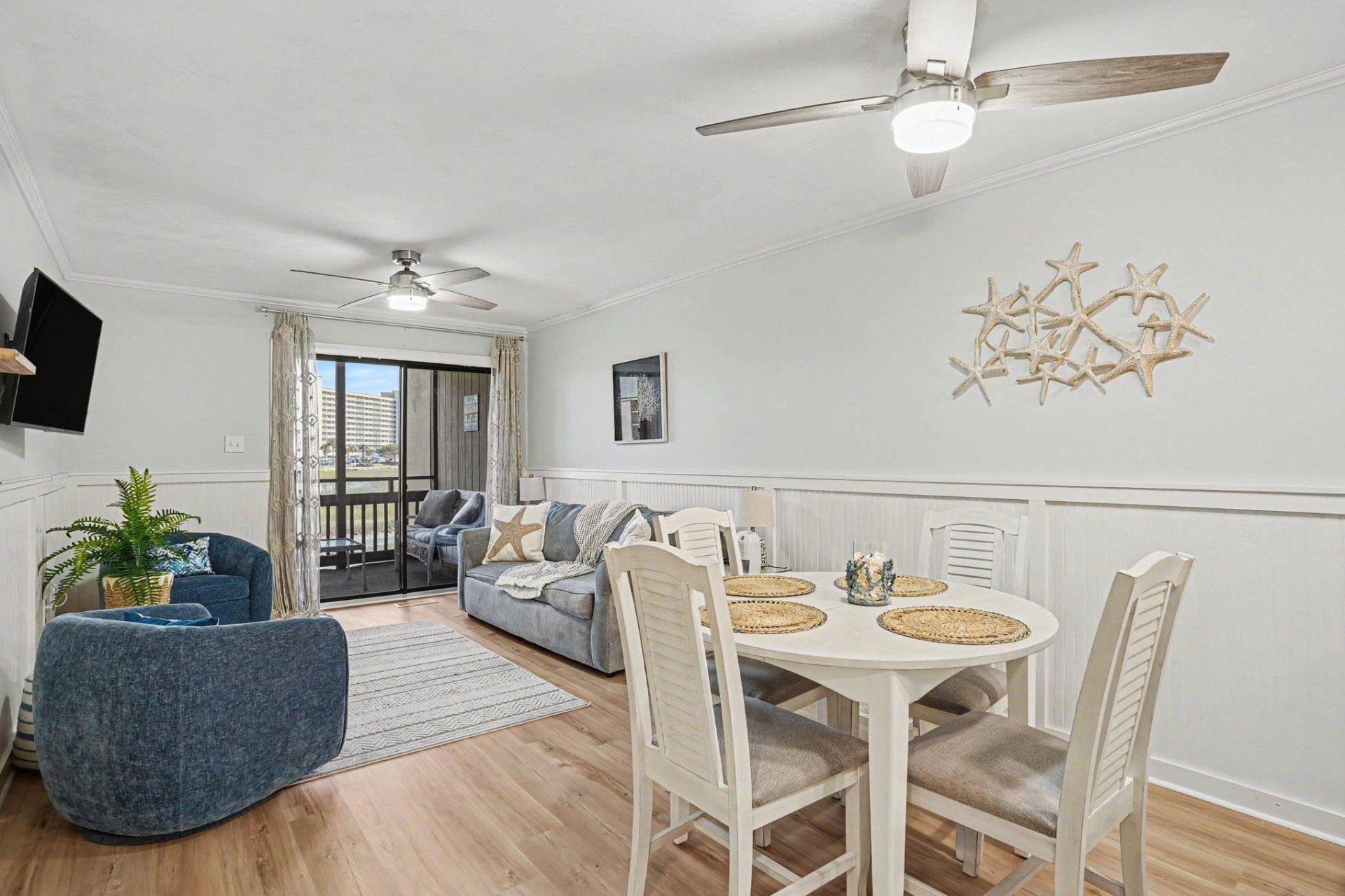 9501 Shore Dr. Photo 9