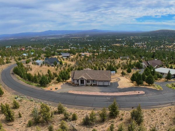 7314 SE Night Hawk Court, Prineville, OR 97754