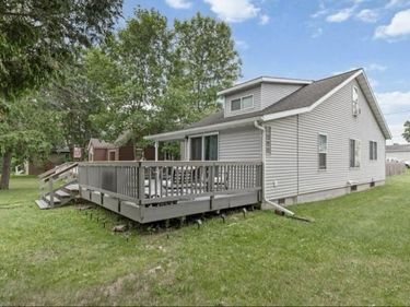 306 Ekman Avenue, Marble, MN 55764