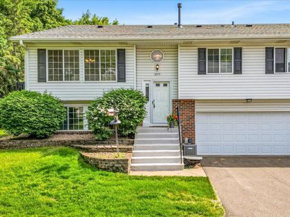 8575 Yalta Lane NE Circle Pines, MN 55014