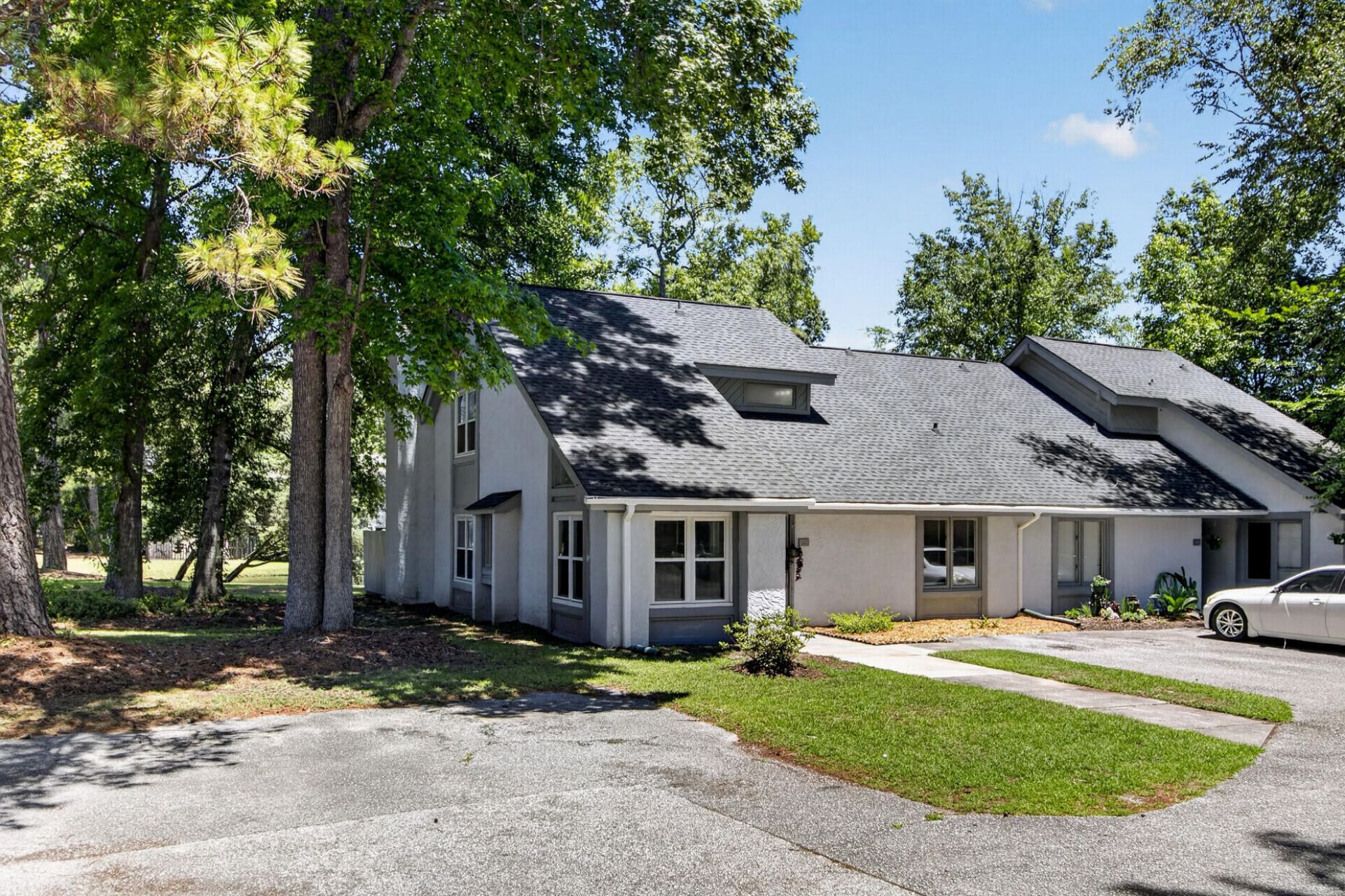 101 Chattum Court Photo 1