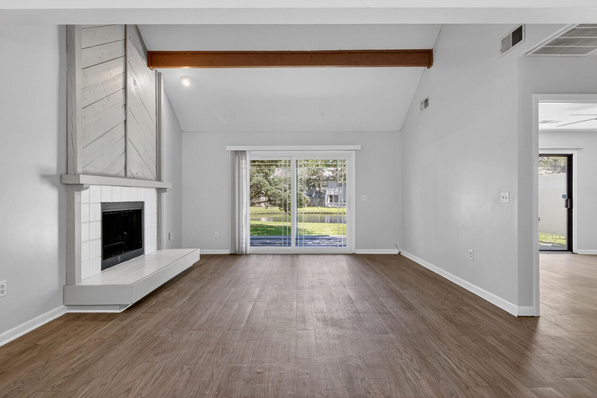 101 Chattum Court Photo 6