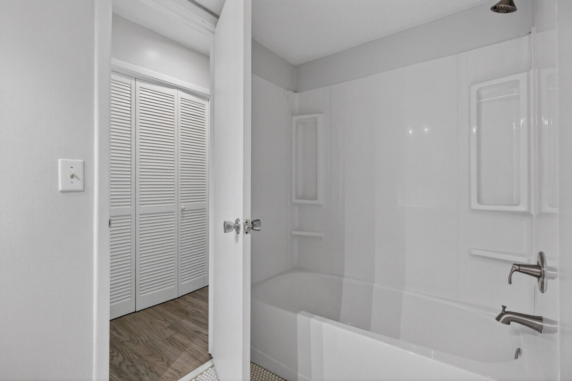 101 Chattum Court Photo 20