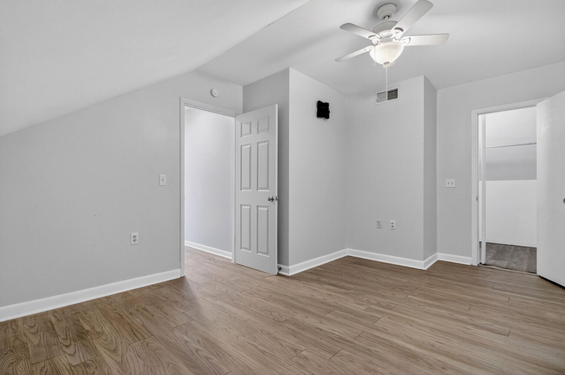 101 Chattum Court Photo 28