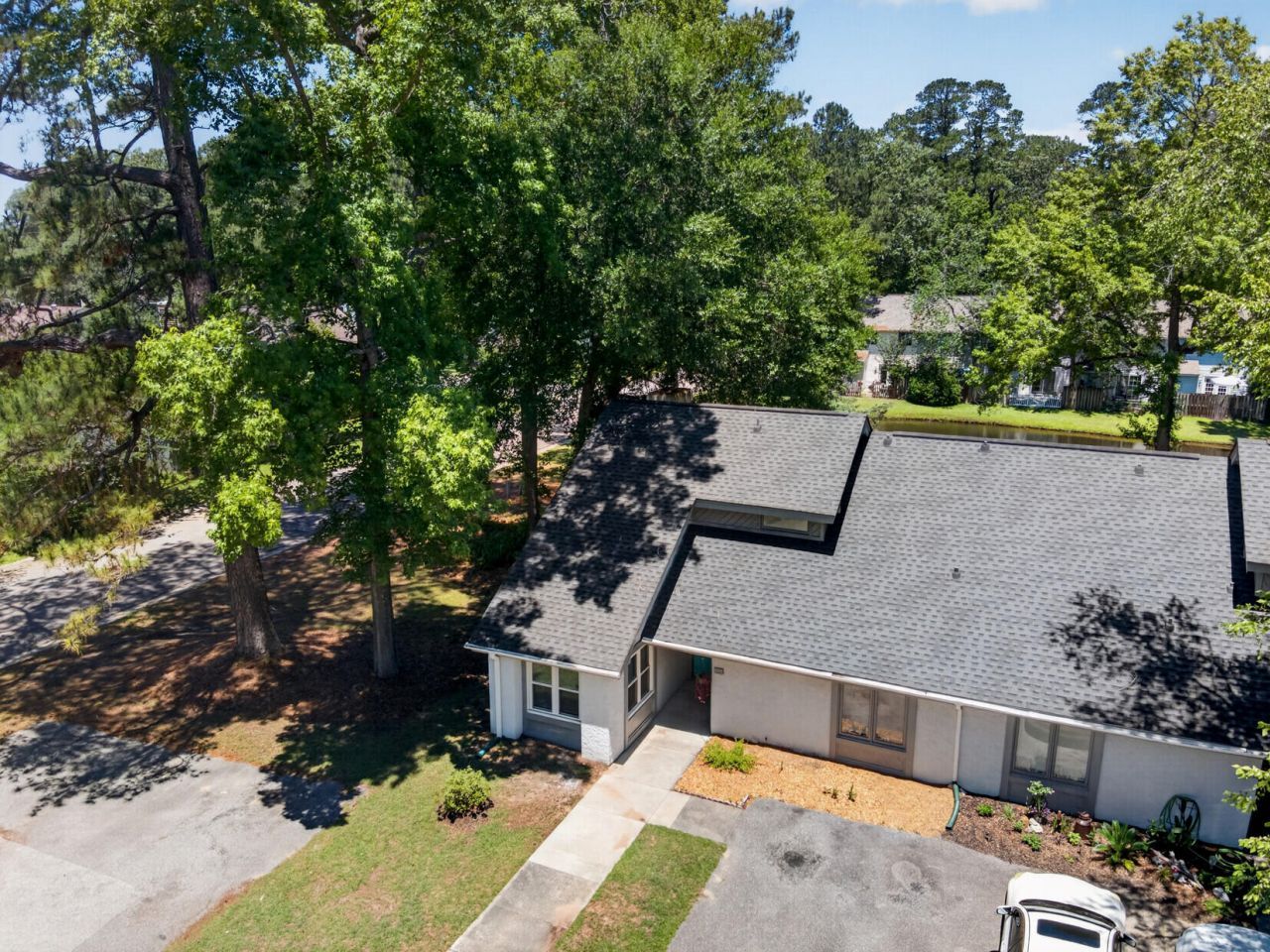 101 Chattum Court Photo 33