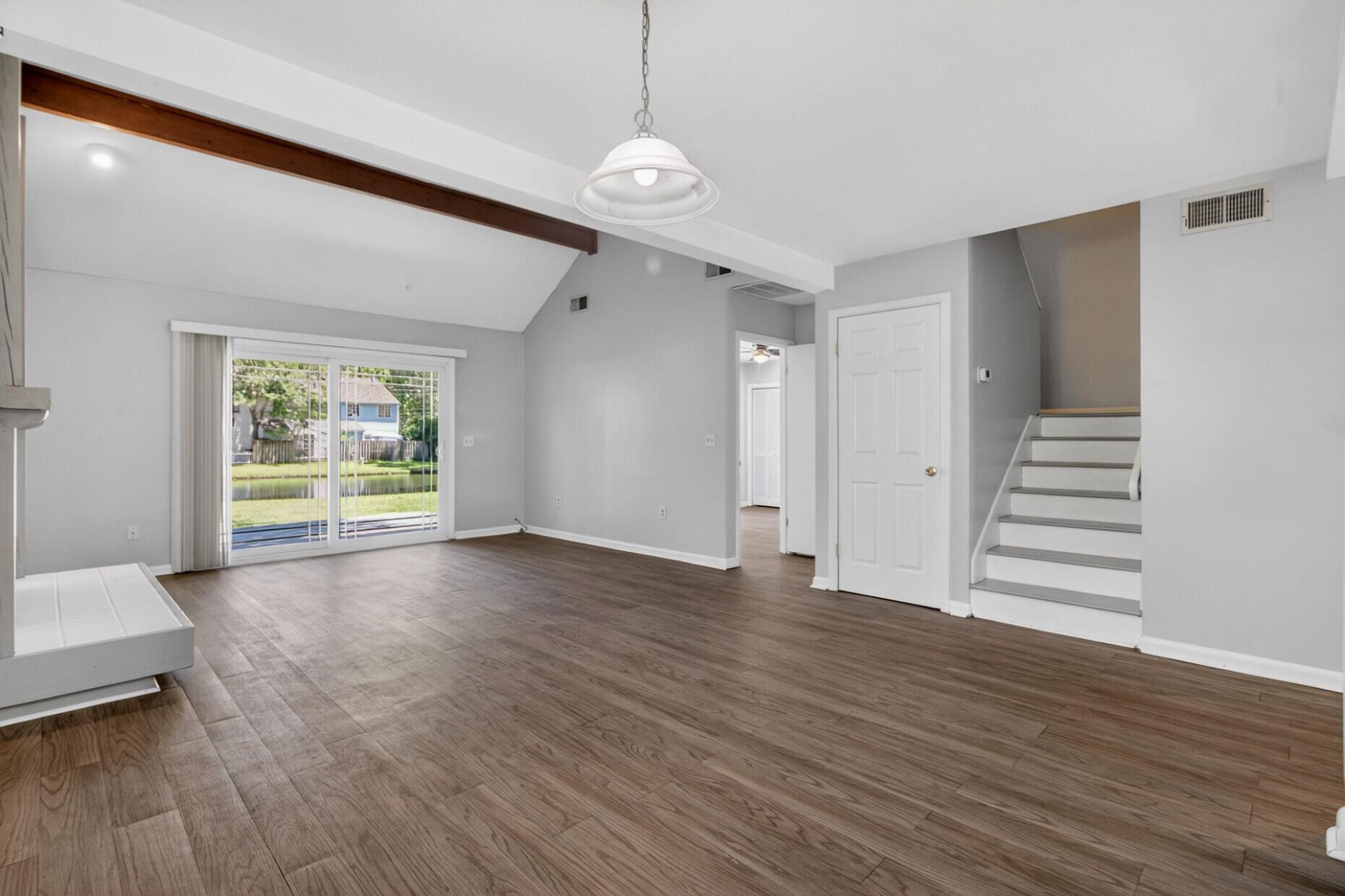 101 Chattum Court Photo 5