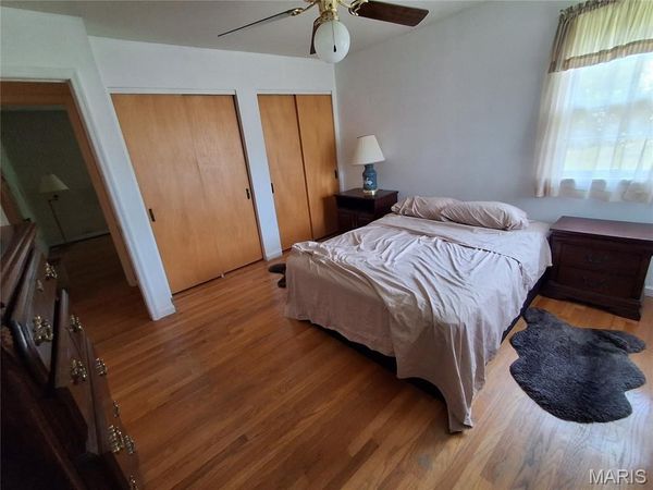 3827 Buckley Road , Unincorporated, MO 63125