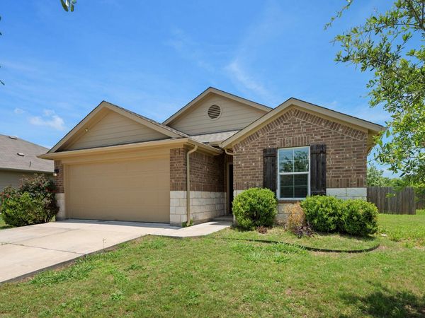 533 Luna Vista DR, Hutto, TX 78634