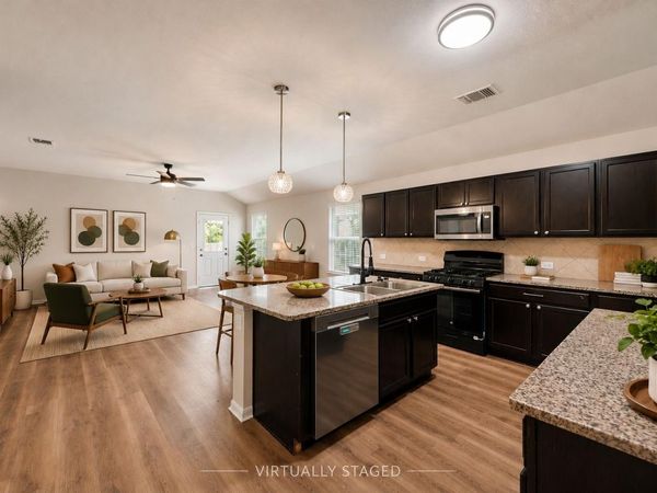 533 Luna Vista DR, Hutto, TX 78634