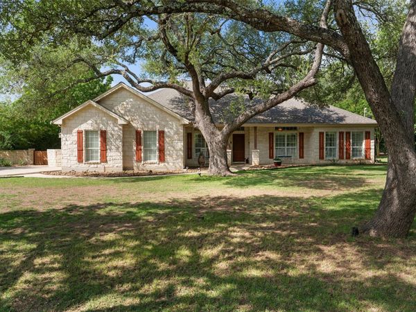 223 E Ridgewood RD , Georgetown, TX 78633