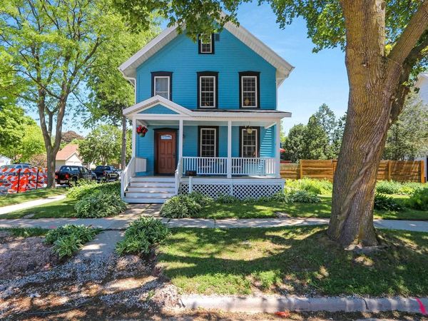 232 N MICHIGAN STREET, De Pere, WI 54115