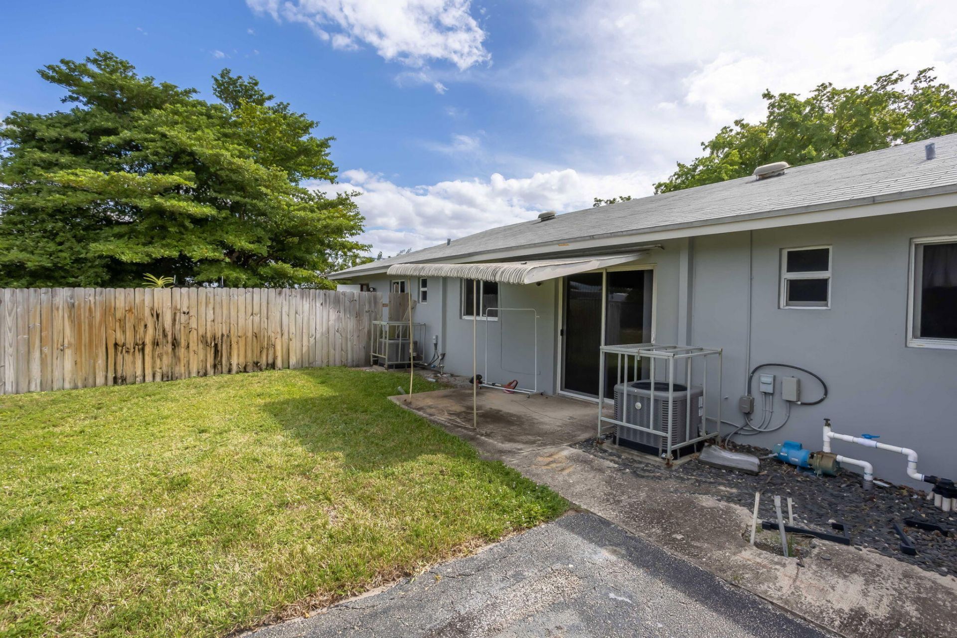 2227 NE 3rd Avenue, Unit 1 & 2, Delray Beach, FL 33444 Photo