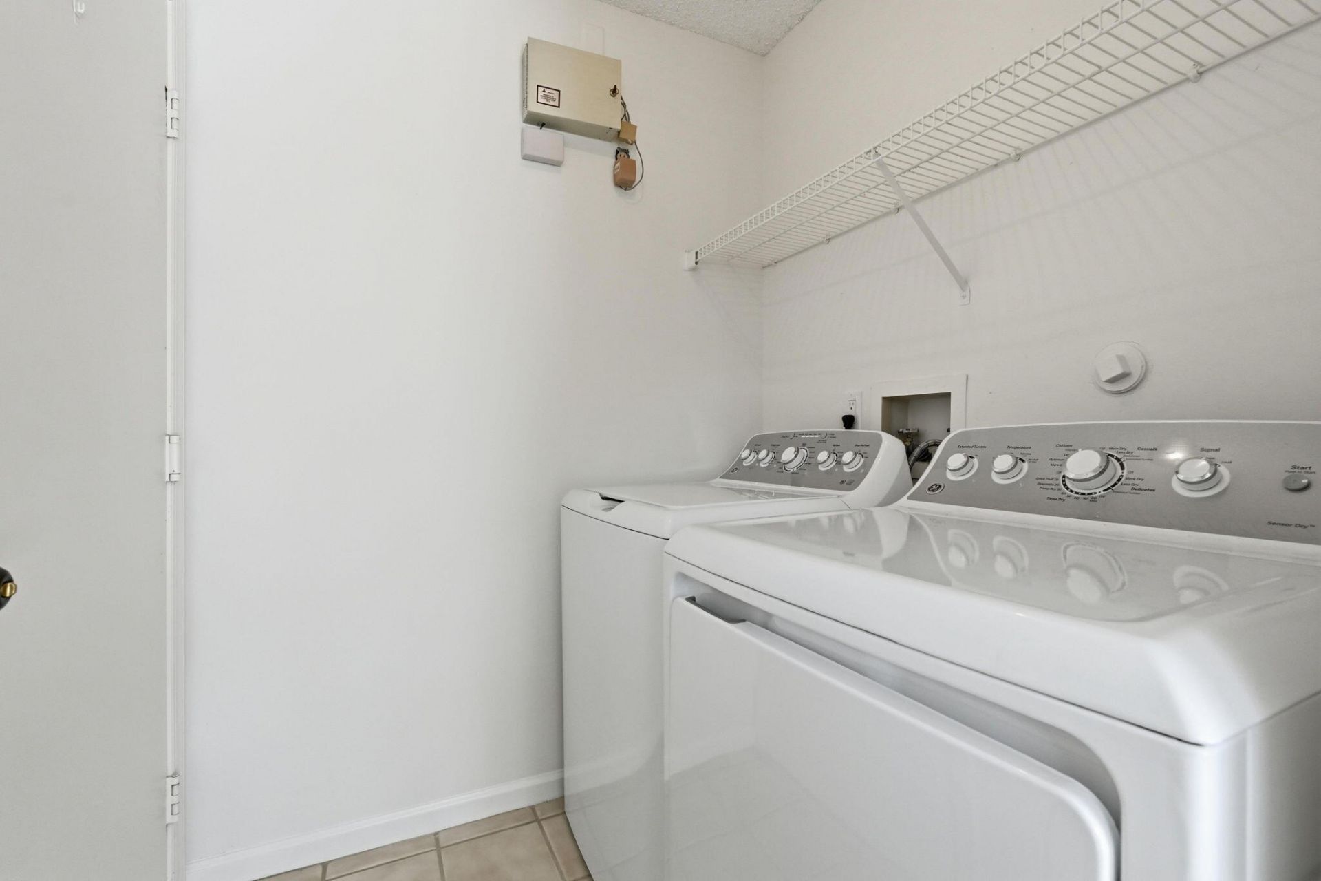 9205 SE Woods End Place, Jupiter, FL 33469 Photo