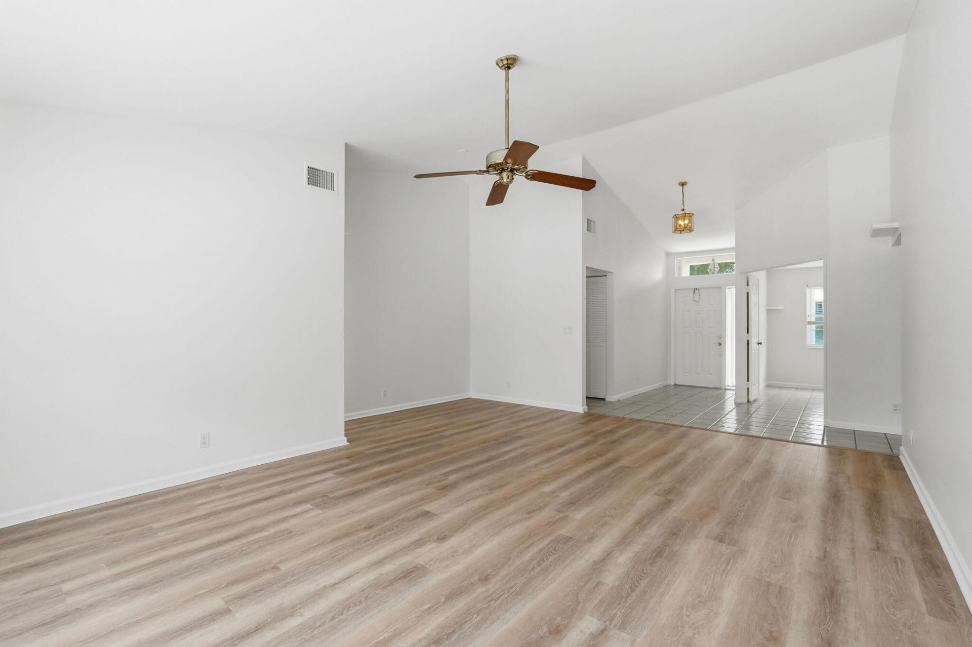 9205 SE Woods End Place, Jupiter, FL 33469 Photo