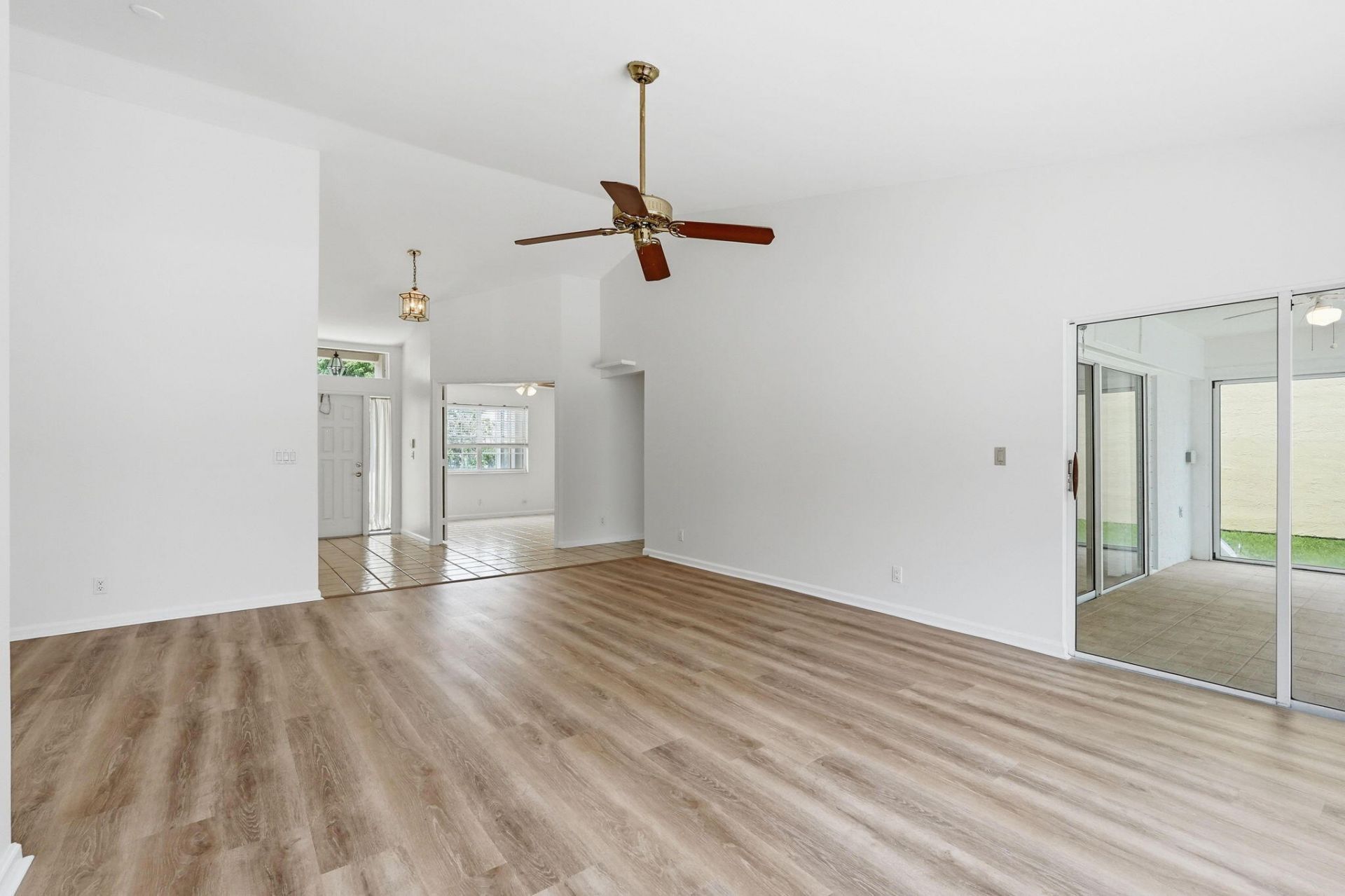 9205 SE Woods End Place, Jupiter, FL 33469 Photo