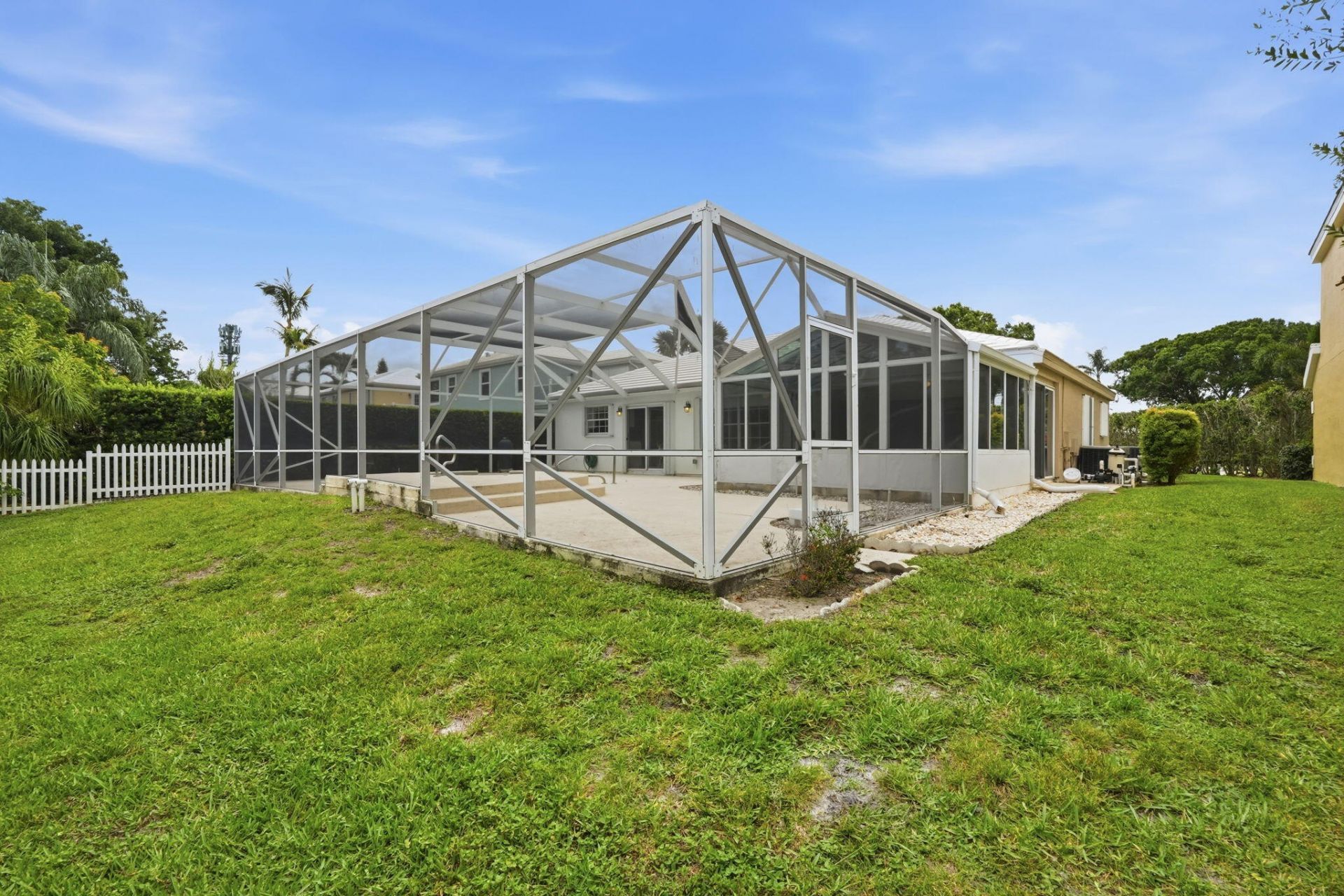 9205 SE Woods End Place, Jupiter, FL 33469 Photo