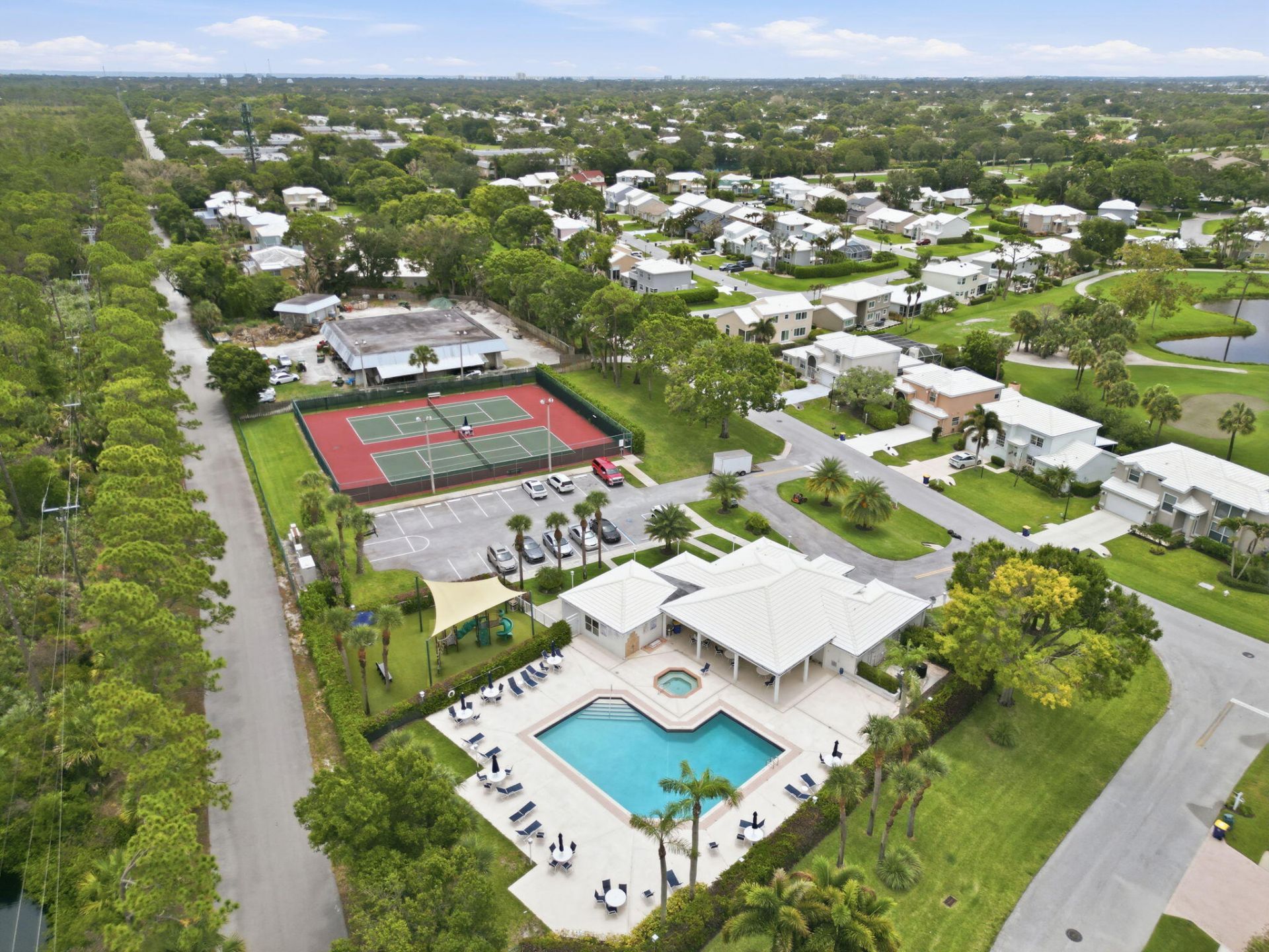 9205 SE Woods End Place, Jupiter, FL 33469 Photo
