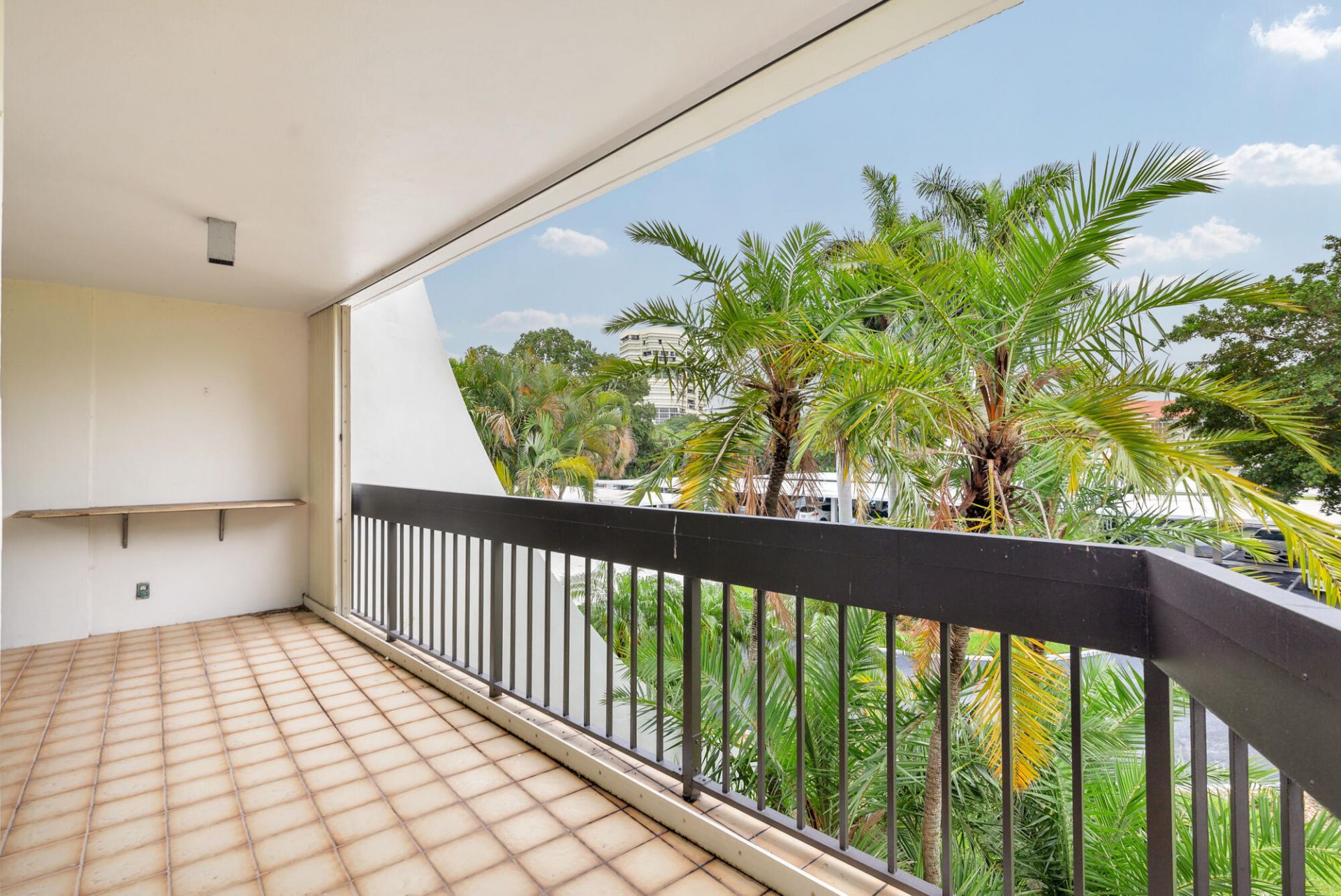 2000 Presidential Way, Unit 206, West Palm Beach, FL 33401 Photo