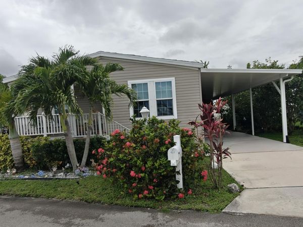 7306 43rd Terrace N, Riviera Beach, FL 33404