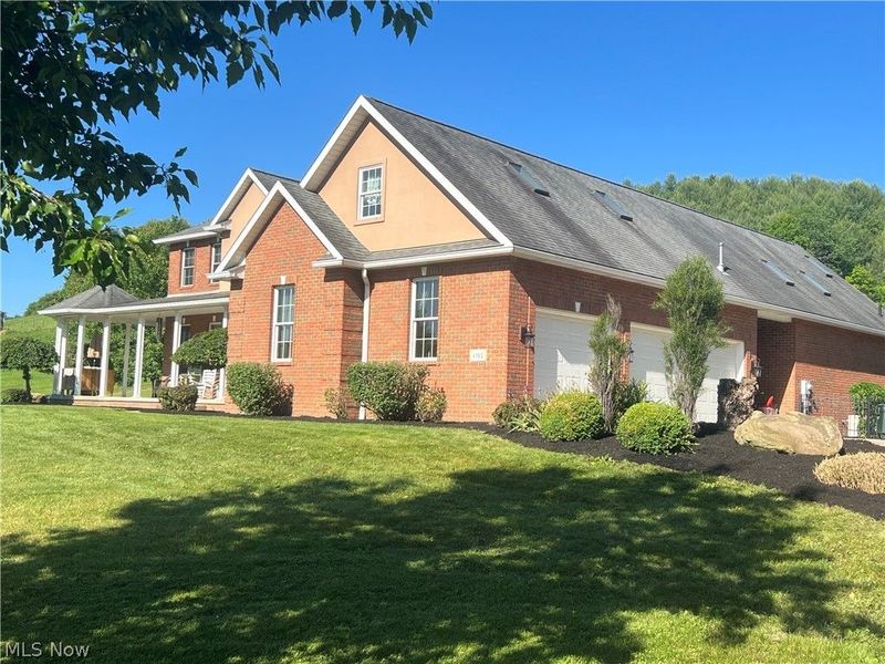 4182 Roemer Drive , Dover, OH 44622 Photo 2