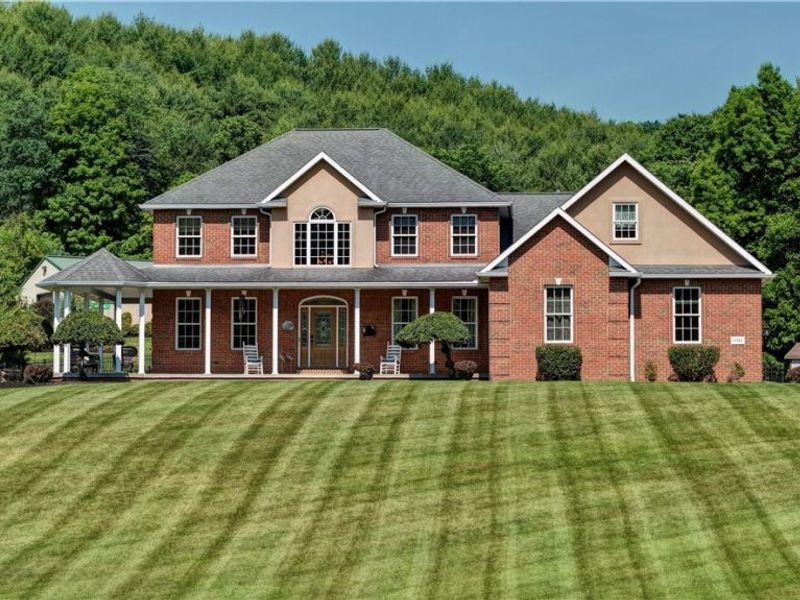 4182 Roemer Drive, Dover, OH 44622 Photo 2