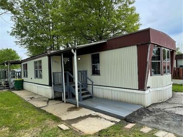 6411 Amanda Lane, Ravenna, OH 44266
