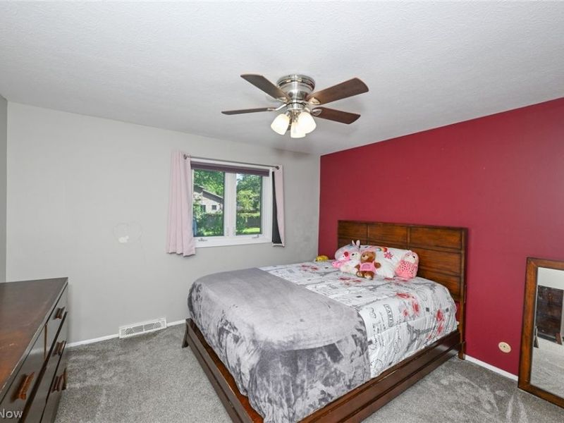 3748 E Royalton Road , Brecksville, OH 44141 Photo 18