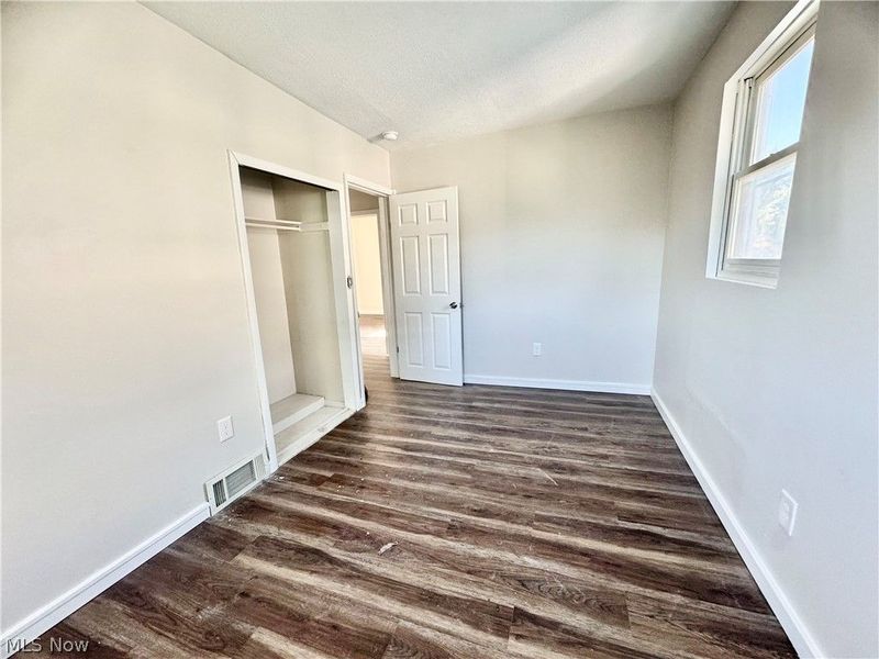 2044 E 29th Street , Lorain, OH 44055 Photo 11