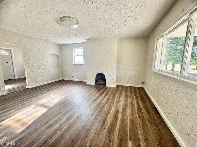 2044 E 29th Street , Lorain, OH 44055 Photo 4