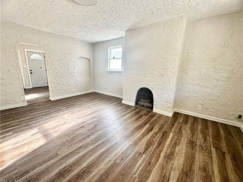2044 E 29th Street , Lorain, OH 44055 Photo 5