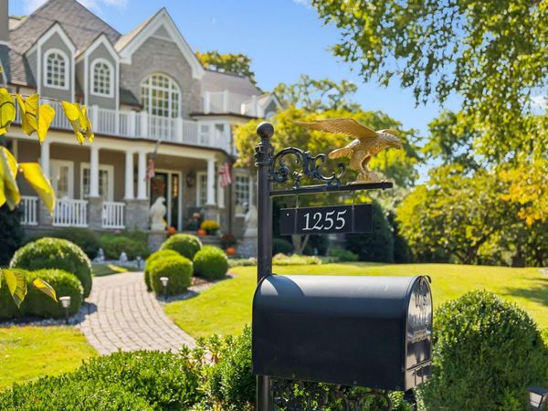 1255 Morning Glory CT, Brentwood, TN 37027