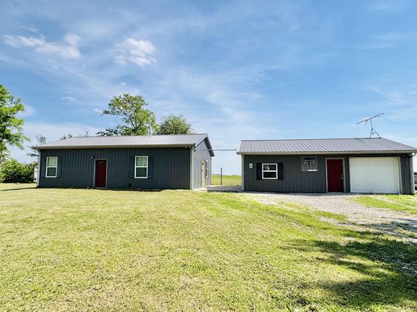 10437 E CR 250 N, Frankfort, IN 46041
