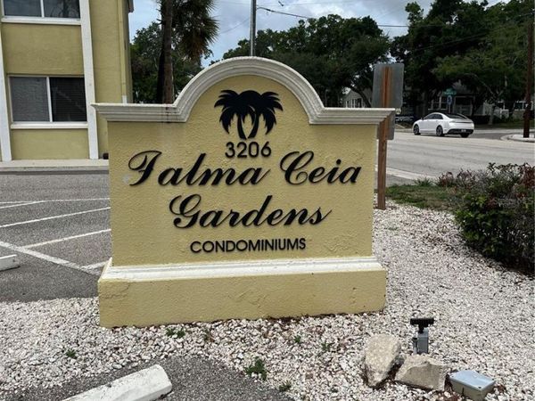3206 W AZEELE STREET , Unit 118, TAMPA, FL 33609