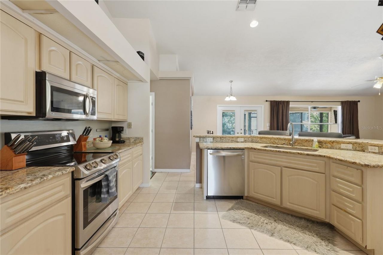 1003 NW 106th Street , Gainesville, FL 32606 Photo
