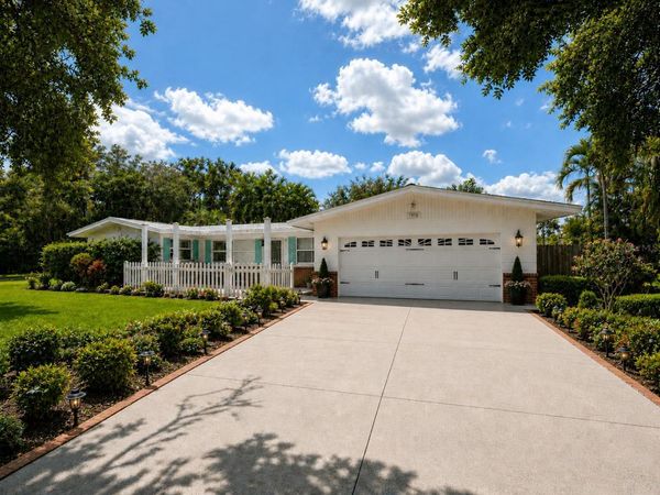 1703 CENTER ROAD , TERRA CEIA, FL 34250