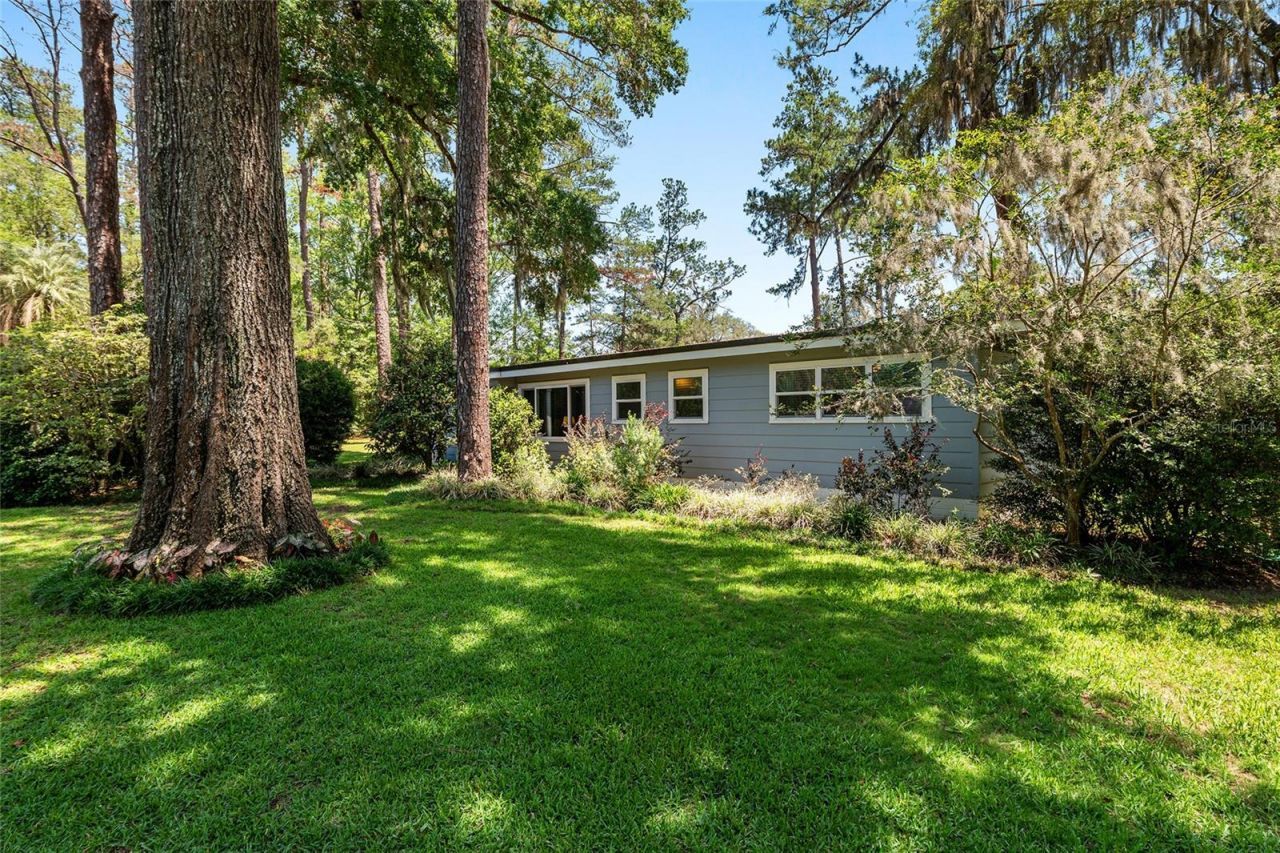 1807 SW 36th Place, Gainesville, FL 32608 Photo