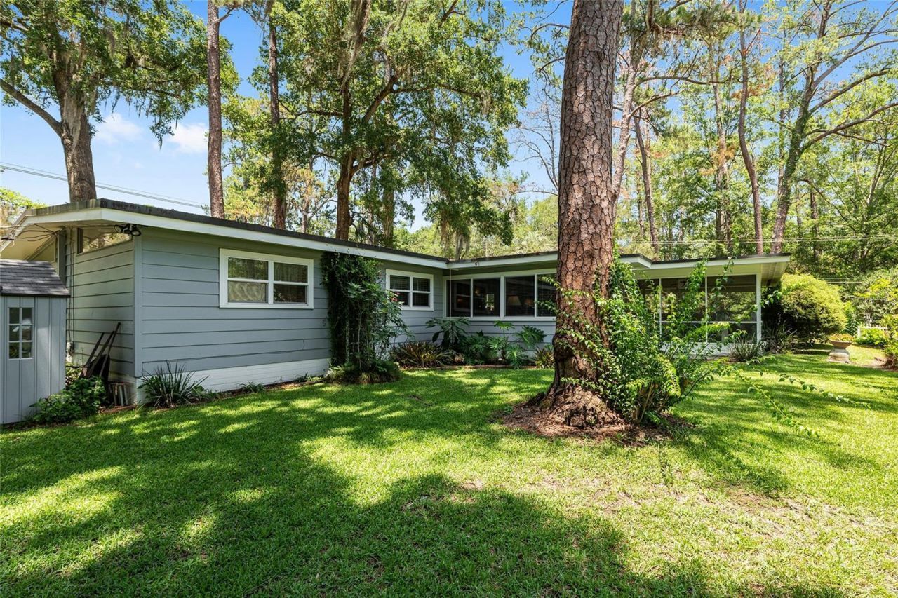 1807 SW 36th Place, Gainesville, FL 32608 Photo