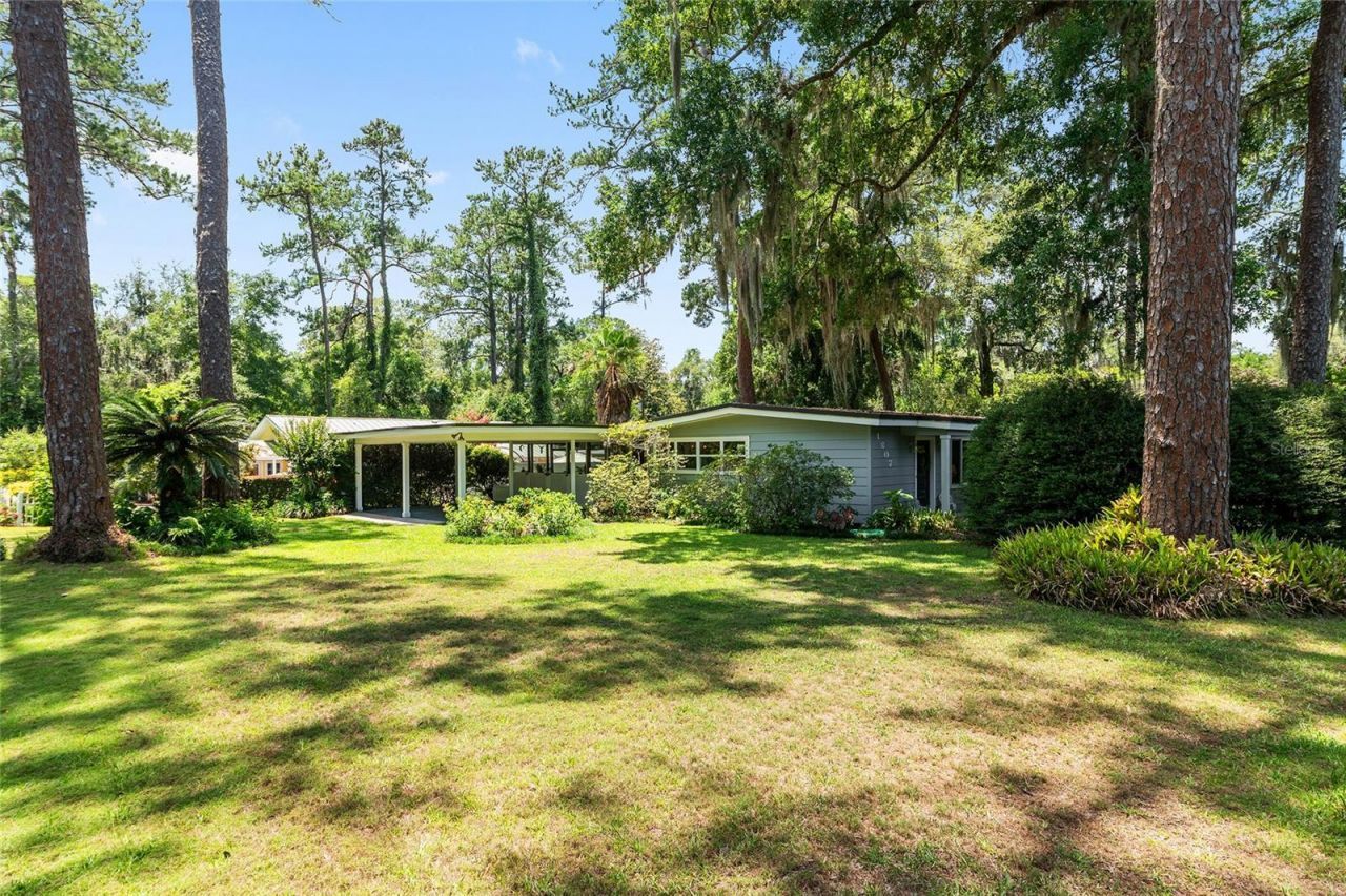 1807 SW 36th Place, Gainesville, FL 32608 Photo