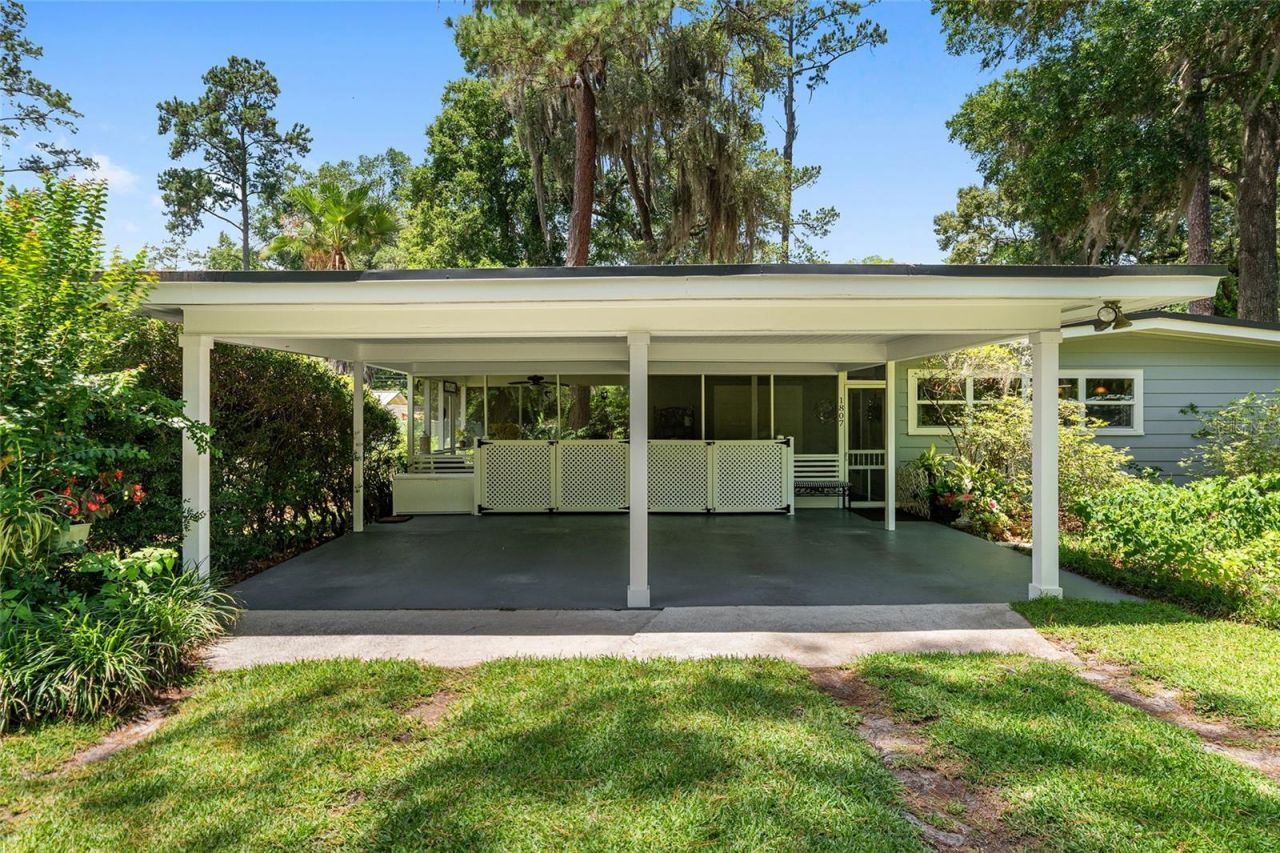 1807 SW 36th Place, Gainesville, FL 32608 Photo