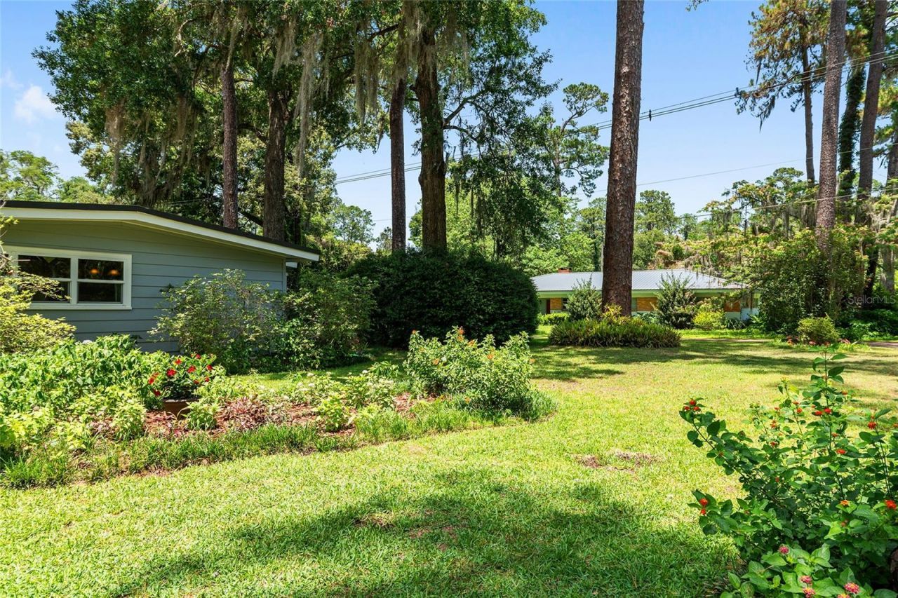 1807 SW 36th Place, Gainesville, FL 32608 Photo