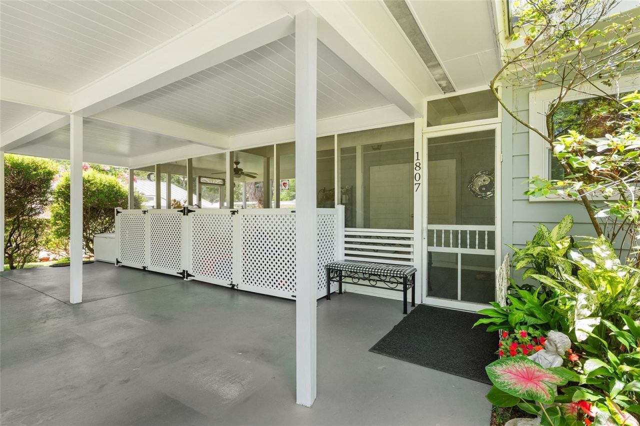 1807 SW 36th Place, Gainesville, FL 32608 Photo