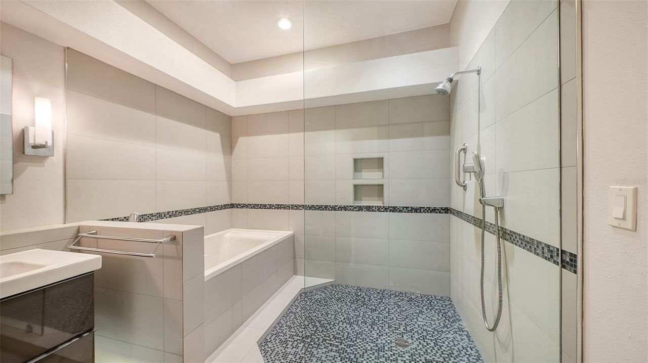 4004 Penshurst Park, Sarasota, FL 34235 Photo
