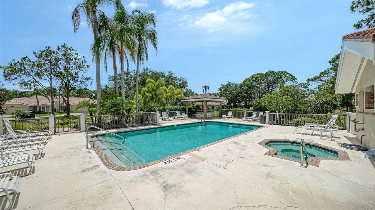 4004 Penshurst Park, Sarasota, FL 34235 Photo
