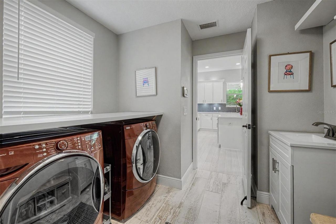 5116 Abisher Wood Lane, Brandon, FL 33511 Photo