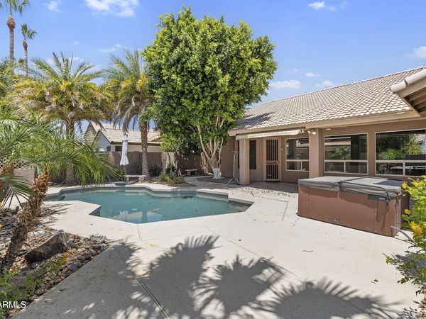 3689 E ENCINAS Avenue, Gilbert, AZ 85234
